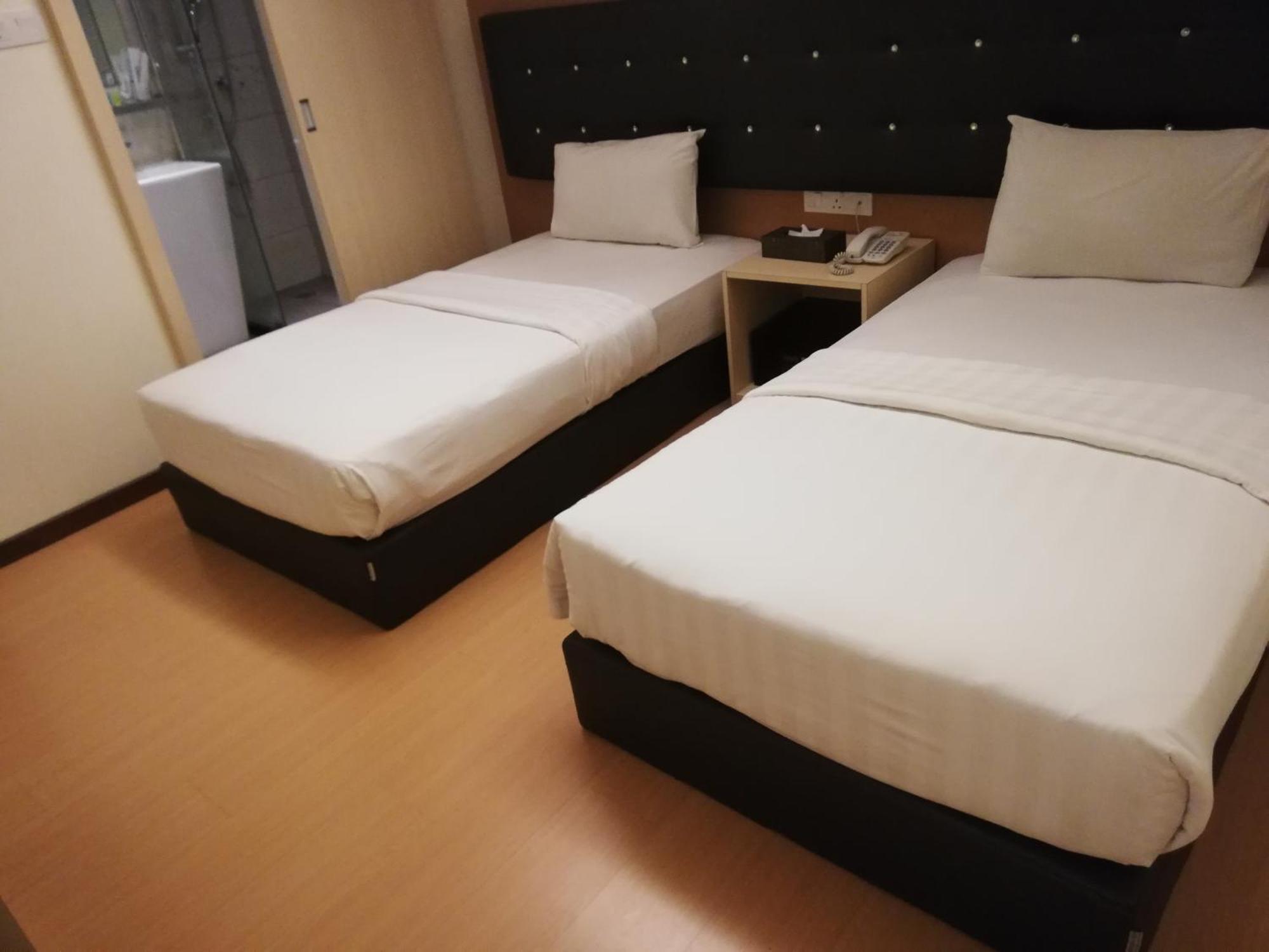 อีส โฮเต็ล Hotel โกตาคินาบาลู ภายนอก รูปภาพ