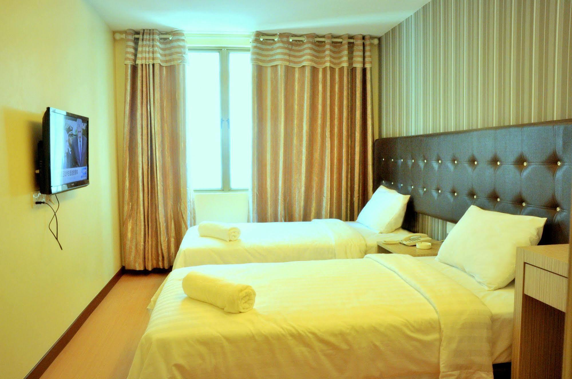 อีส โฮเต็ล Hotel โกตาคินาบาลู ภายนอก รูปภาพ